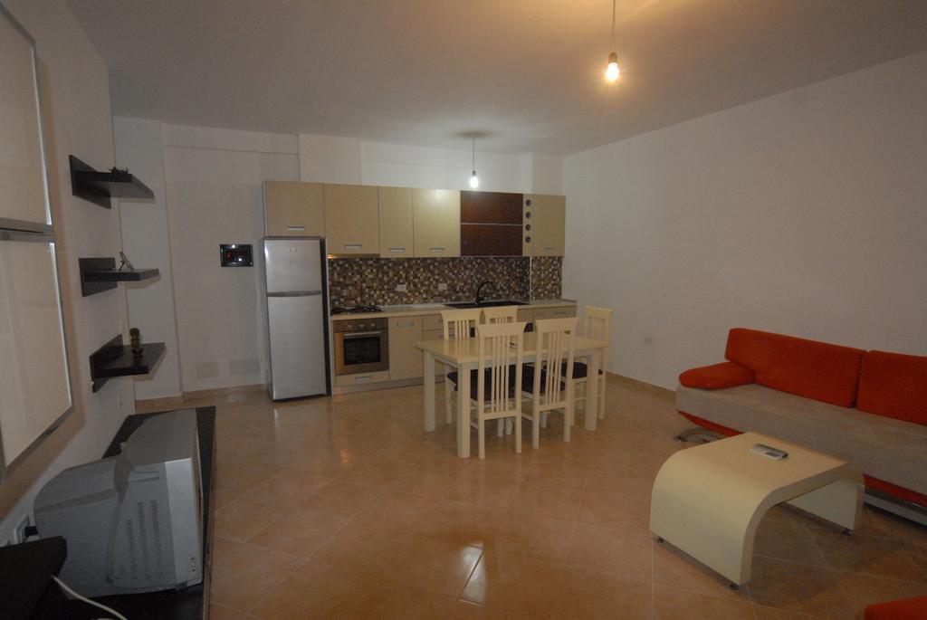 Cold Water Residence Vlorë Δωμάτιο φωτογραφία